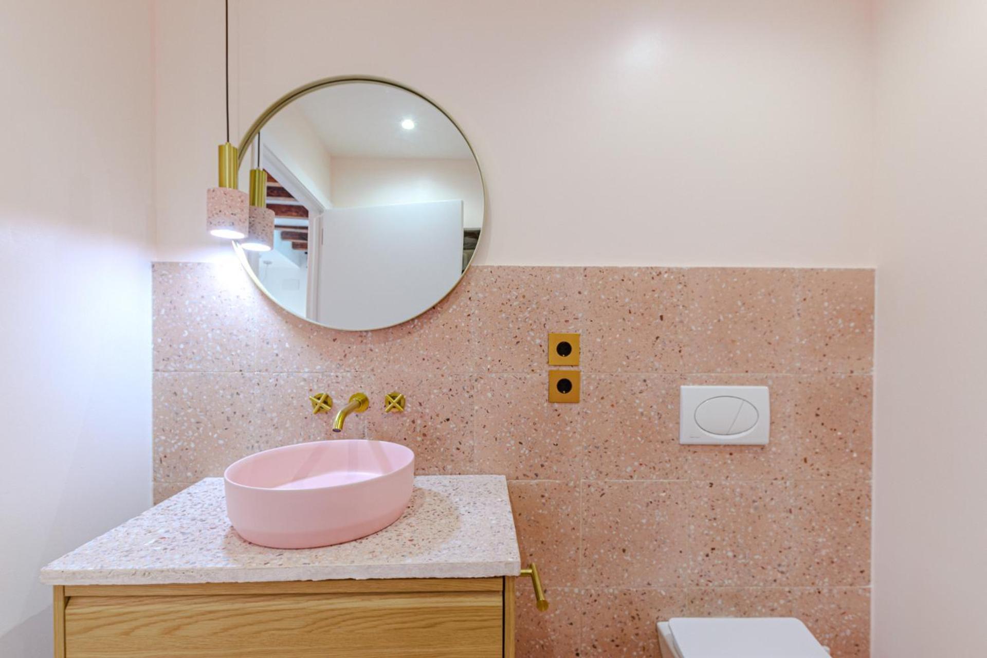 Glamorous Pink Studio In City Center لقنت المظهر الخارجي الصورة